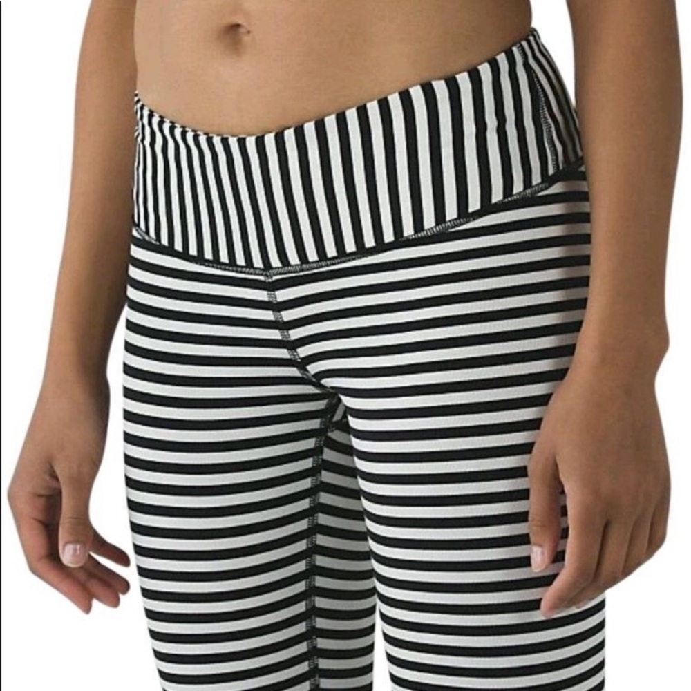 Lululemon Wunder Under Narrow Bold Stripe Cropped
